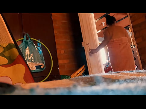 ❤️ Mano dėdė seka paskui mane į dušą, jis dulkina mane, kol aš prausiuosi duše. ❤❌ Seks video prie lt.tubesexer-com.ru ❤
